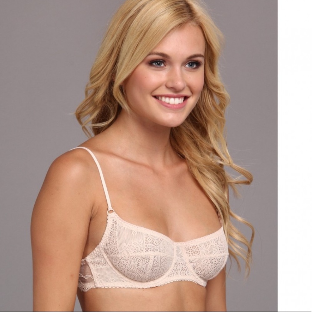 Free People new with tag cheeky lace underwire bra unlined size 32C